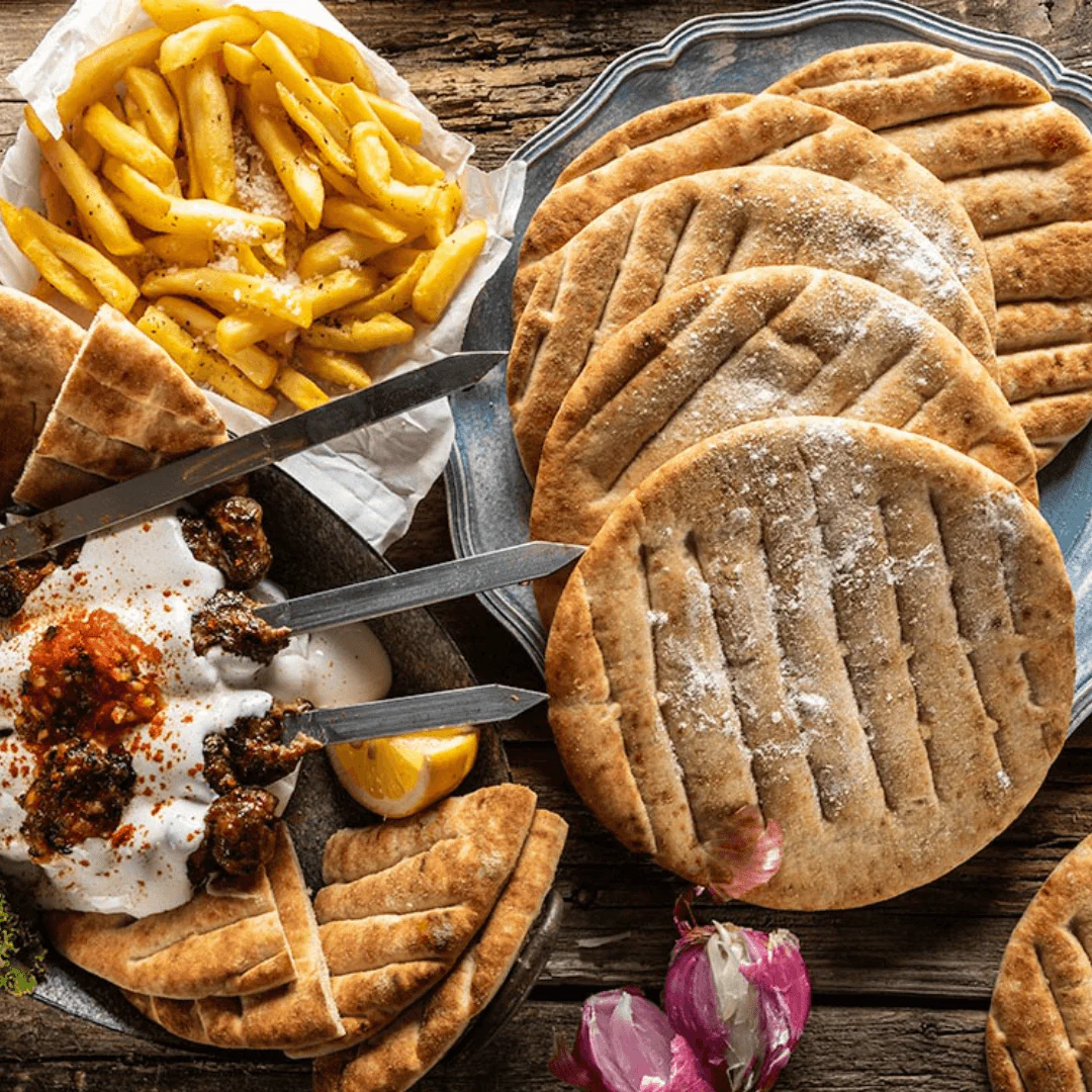 Authentic Greek Pita Bread – Soft, Fluffy & Versatile (30 pcs x 16 cm) - Image 4